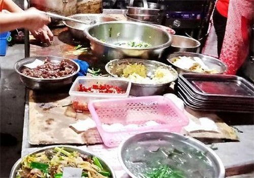 宁大姐第一家脆皮狗肉馆