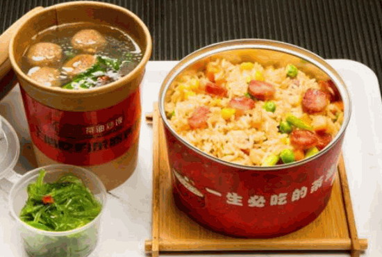 食在行易拉罐炒饭加盟