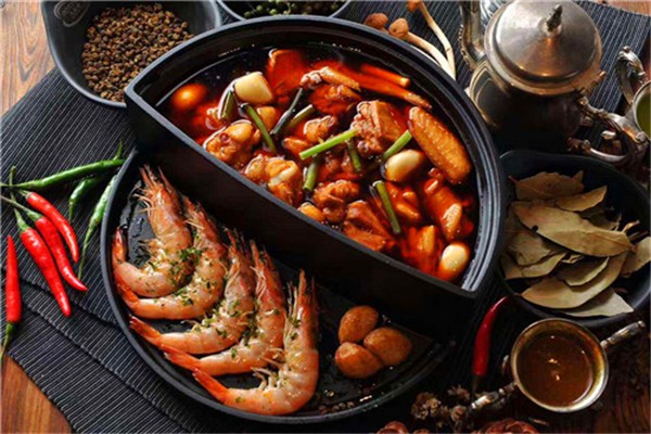 八品道台记锅食汇加盟