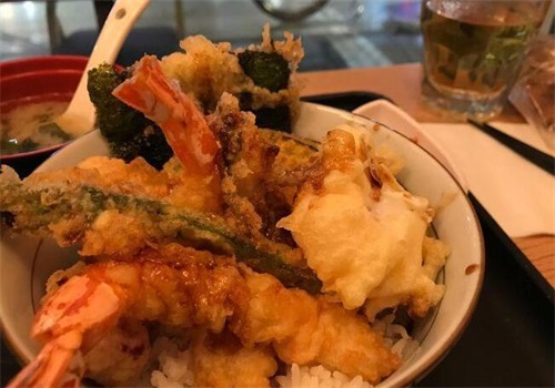 小鹤天妇罗专门店