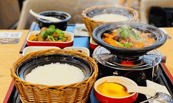 稻谷满仓瓦锅饭