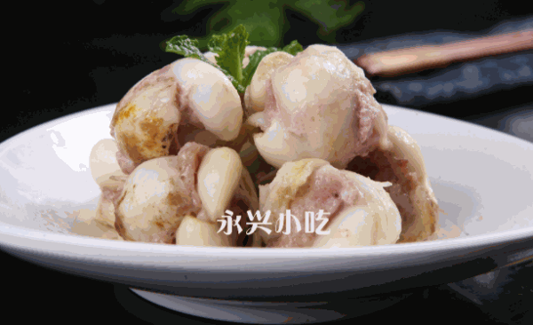 楚雄永兴小吃总店在哪里?单位电话号码?