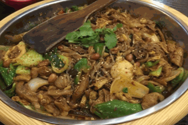 鸿馆麻辣香锅产品 门店图片