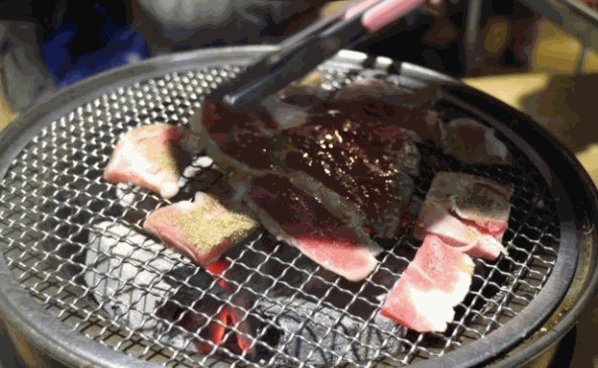 八坊牛炭火烤肉