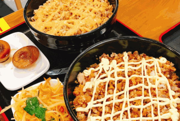 助屋炸鸡沙拉饭加盟