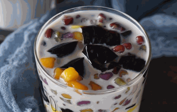 襄芋仙草奶茶费多少钱?怎么？