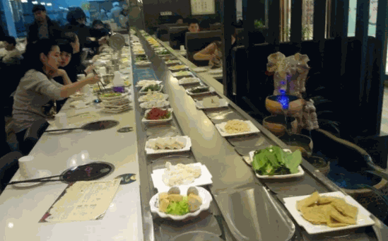 汤响自助回转火锅