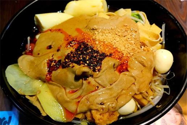 莫太极私房麻辣烫