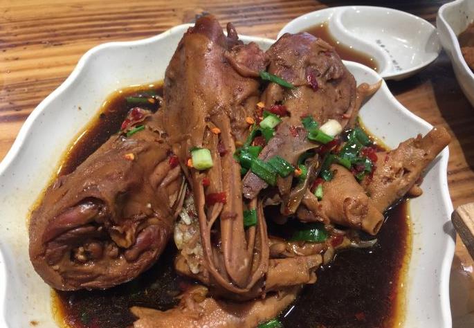 杨爱珍大排档