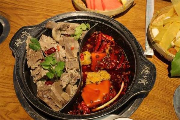 马永贞功夫酱骨火锅