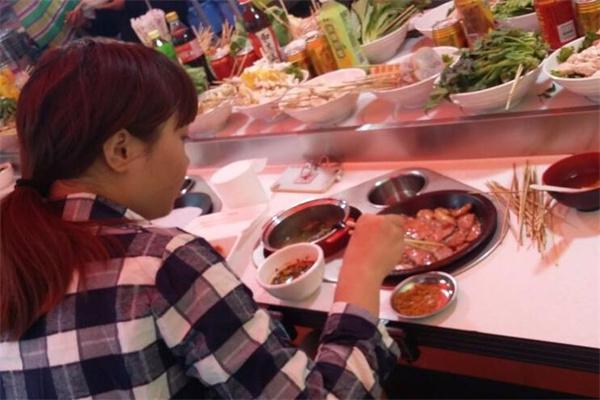 旋转party串串香产品 门店图片