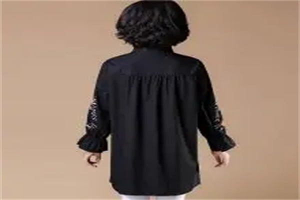 熙地女装产品 门店图片