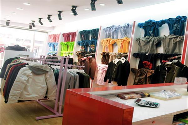 喜乐库服饰产品 门店图片