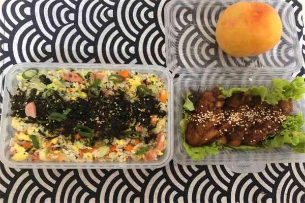 食在行易拉罐茶油炒饭
