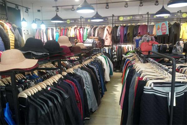 喜乐库服饰产品 门店图片