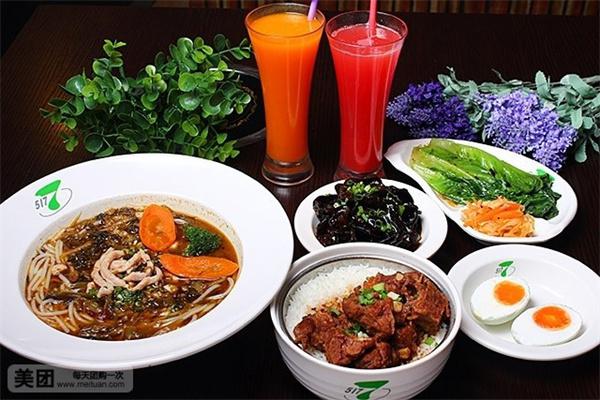 5177老坛子酸菜面产品 门店图片
