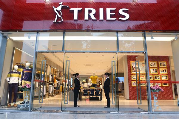 才子男装产品 门店图片