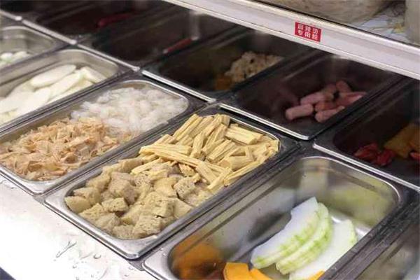 家乐福麻辣烫产品 门店图片