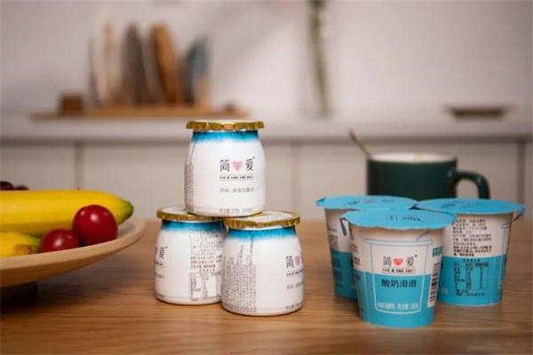 简爱酸奶产品 门店图片