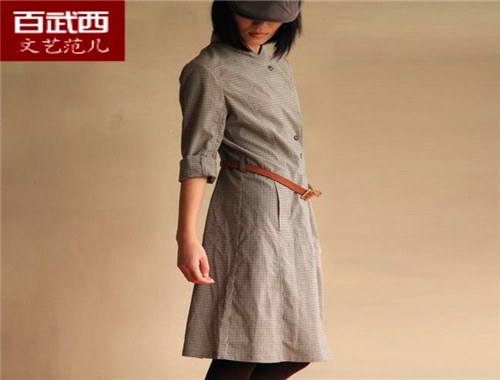 百武西女装产品 门店图片