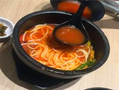 爱云米线产品 门店图片