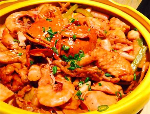 巴拉嘴肉蟹煲产品 门店图片
