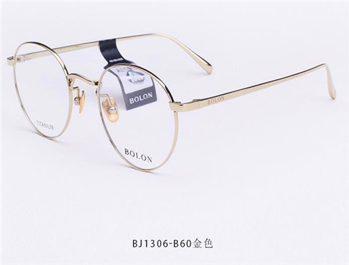 暴龙眼镜产品 门店图片