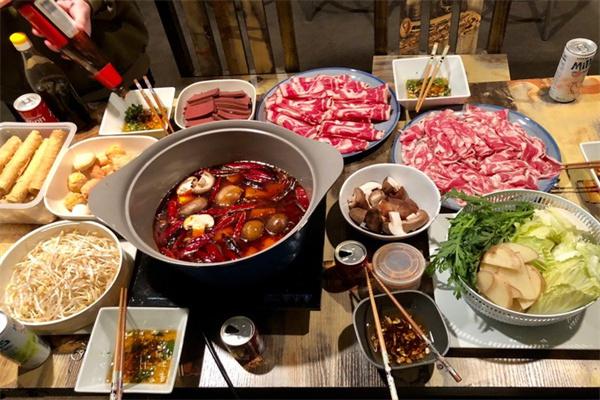 阿东鱼头火锅产品 门店图片