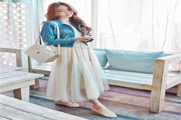 艾格女装产品 门店图片