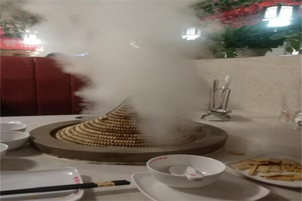 滇君鱼味蒸汽石锅鱼加盟
