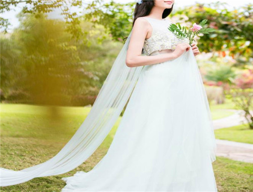 爱相随婚纱摄影产品 门店图片