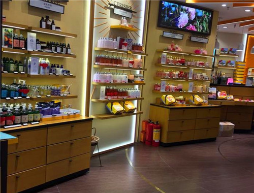 佰草美颜坊产品 门店图片
