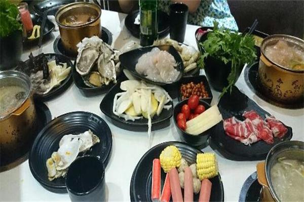 东道煮火锅加盟