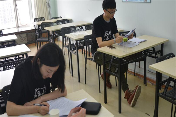 东慧外语培训学校加盟