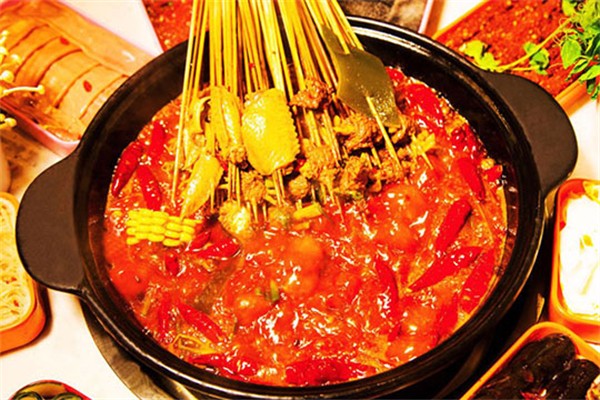 斗城老妈砂锅串串香加盟