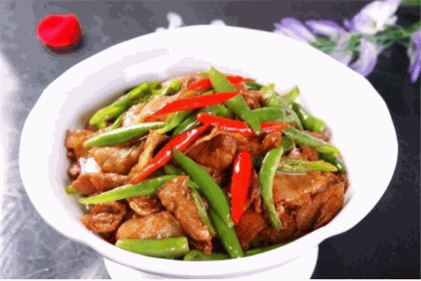 椒椒者辣椒炒肉馆