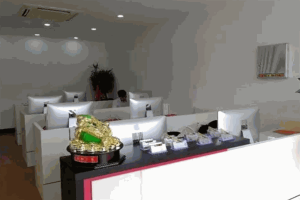 高鹏房产产品 门店图片