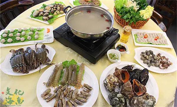 青三椒鱼头火锅产品 门店图片