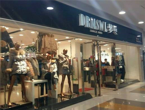 梦燕女装产品 门店图片
