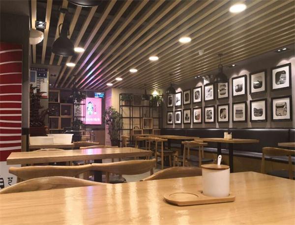 青炉里烤鱼产品 门店图片