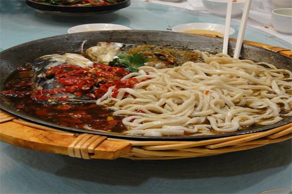 阿瓦山寨鱼头产品 门店图片