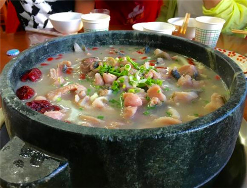 鲁朗石锅鸡产品 门店图片