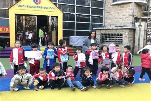 山姆大叔幼儿园产品 门店图片