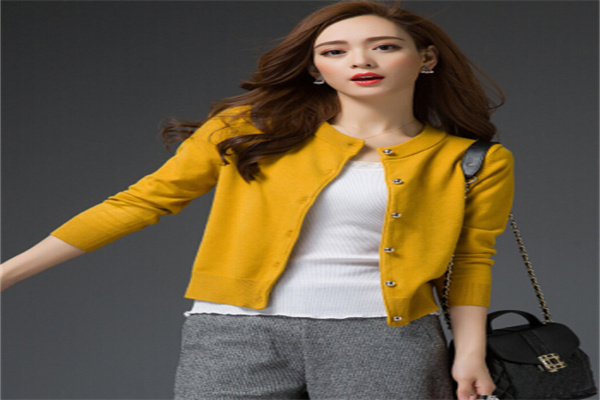 名尚女装产品 门店图片
