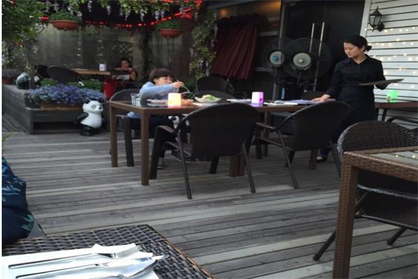木鸭梨露天餐厅产品 门店图片