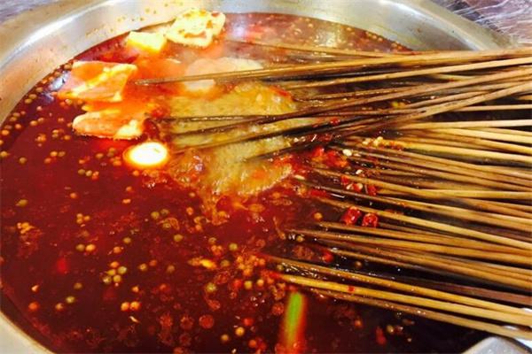 天炮李记串串香加盟