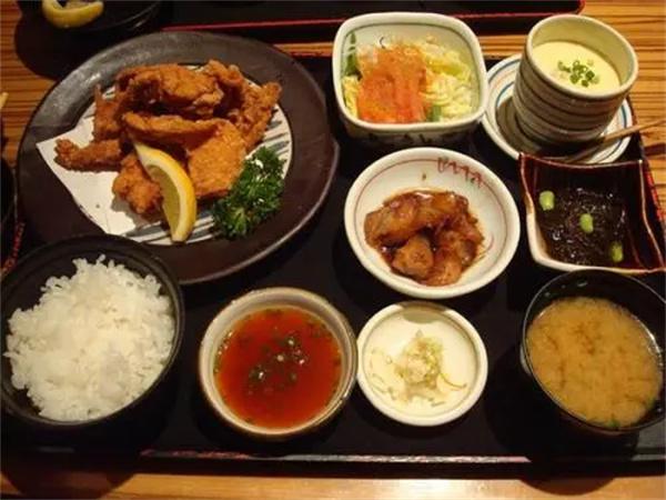 春川春韩国拌饭产品 门店图片