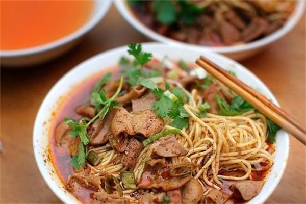 牛吃草面馆产品 门店图片