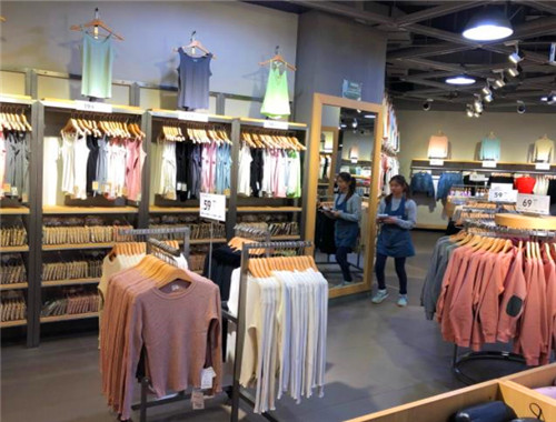 鹿岛服饰产品 门店图片