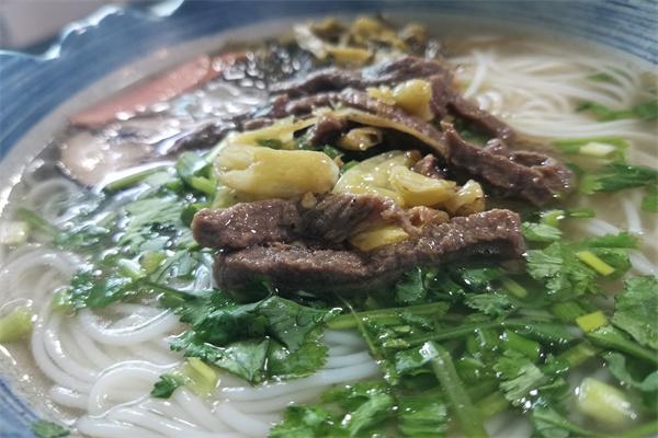 泡椒牛肉米线加盟